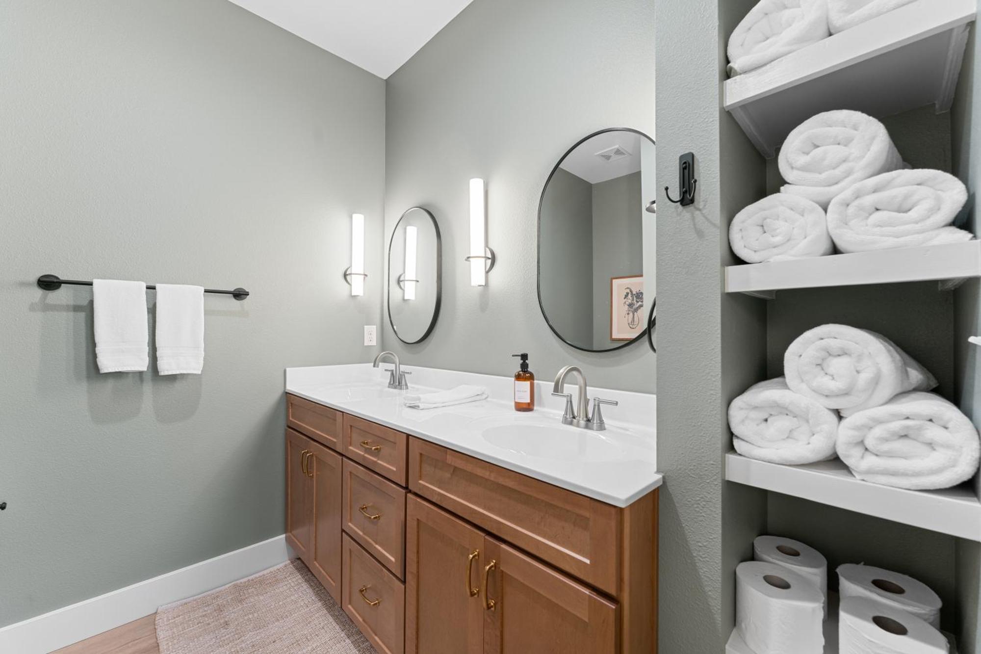 New Ozark Oasis Luxe Cabin Retreat With Hot Tub Hollister Esterno foto